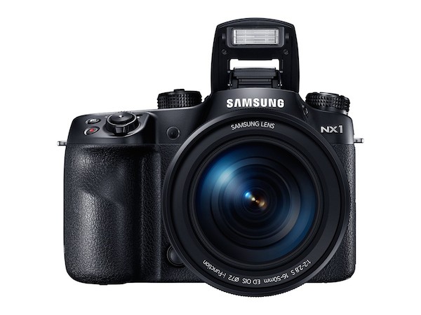samsung 8 15 09 2014 - Samsung NX1: mirrorless da 28MP con video UHD