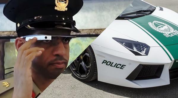 dubai 02 10 14 - Polizia di Dubai con Supercar e Google Glass