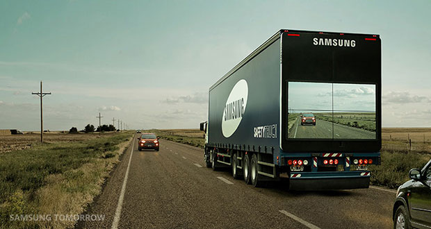 safety truck evi 23 06 2015 - Samsung Safety Truck: camion con display per agevolare i sorpassi