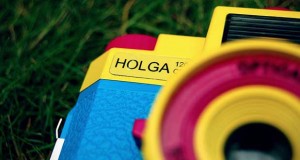 holga evi 07 12 15 300x160 - Holga: addio alla mitica toycamera "cinese"