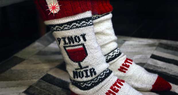 netflix socks evi 18 12 15 - Netflix Socks: calzini che "pausano" Netflix durante il sonno